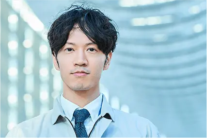 作業着を着た男性