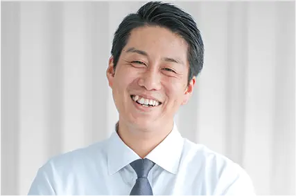 作業着を着た中年男性